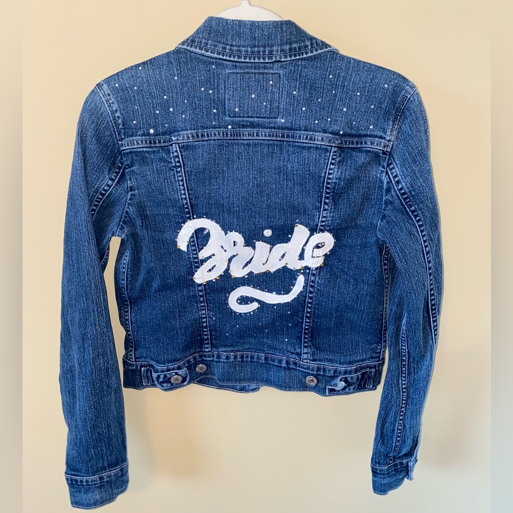 Levi’s Strauss Custom Denim Blue Jean Painted BRIDE jacket Embellishments EUC M